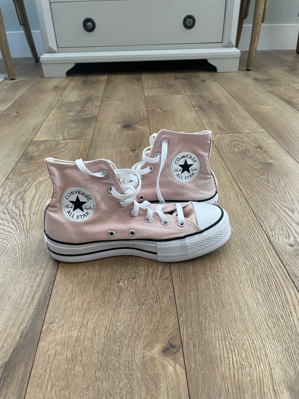 Hightop Platform Converse in Light Pink Size 7 - Picture 6 of 7